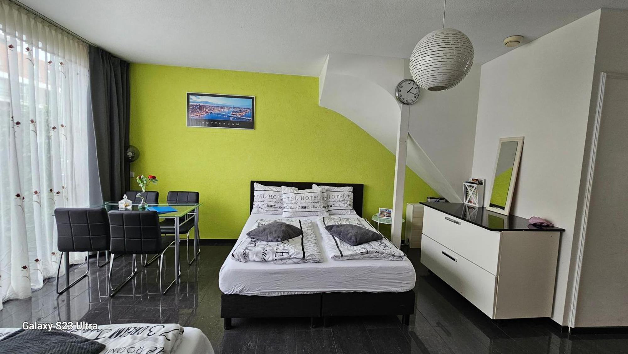 Sewdien'S Apartment Maashaven Rotterdam Eksteriør billede