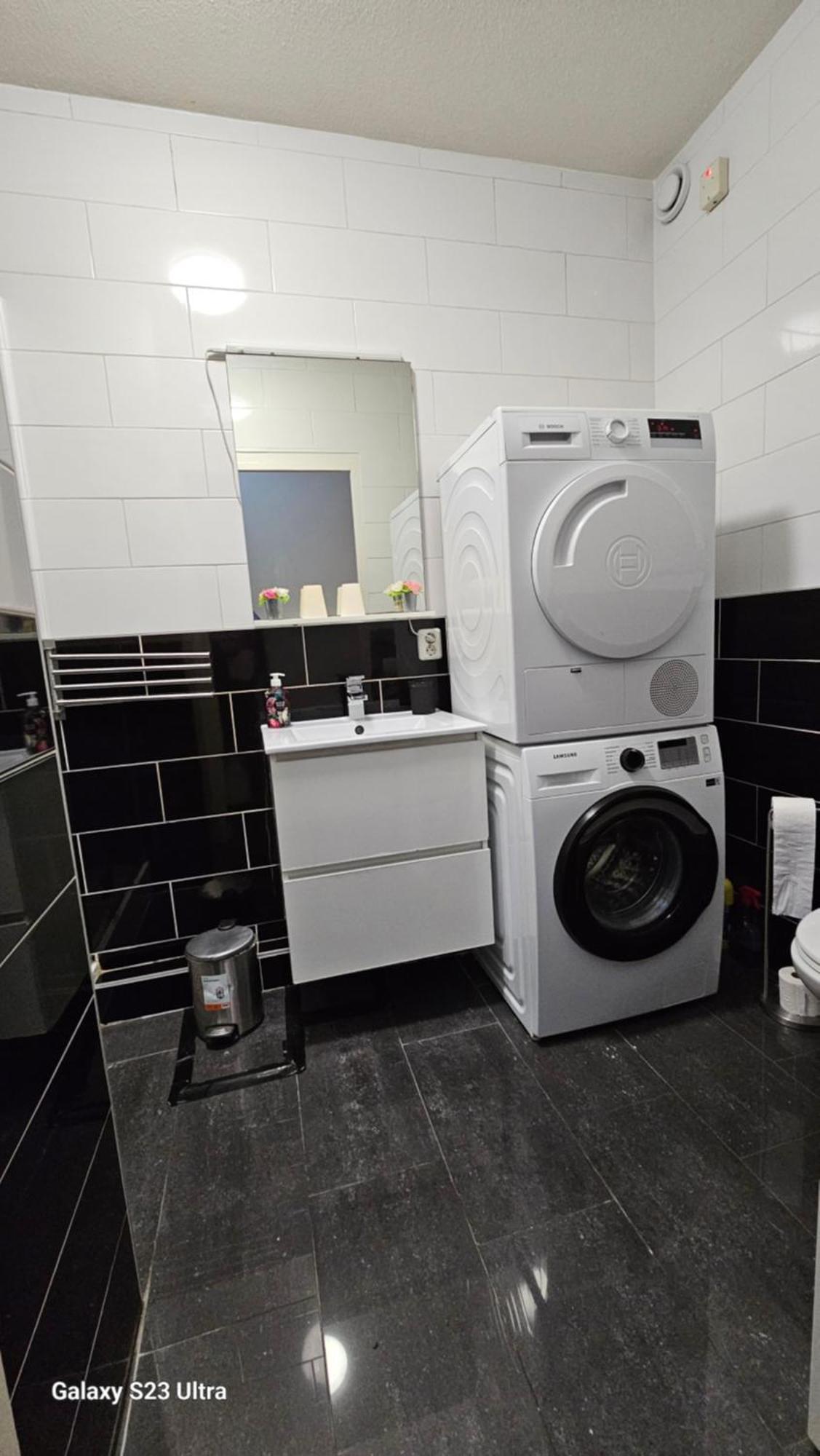 Sewdien'S Apartment Maashaven Rotterdam Eksteriør billede