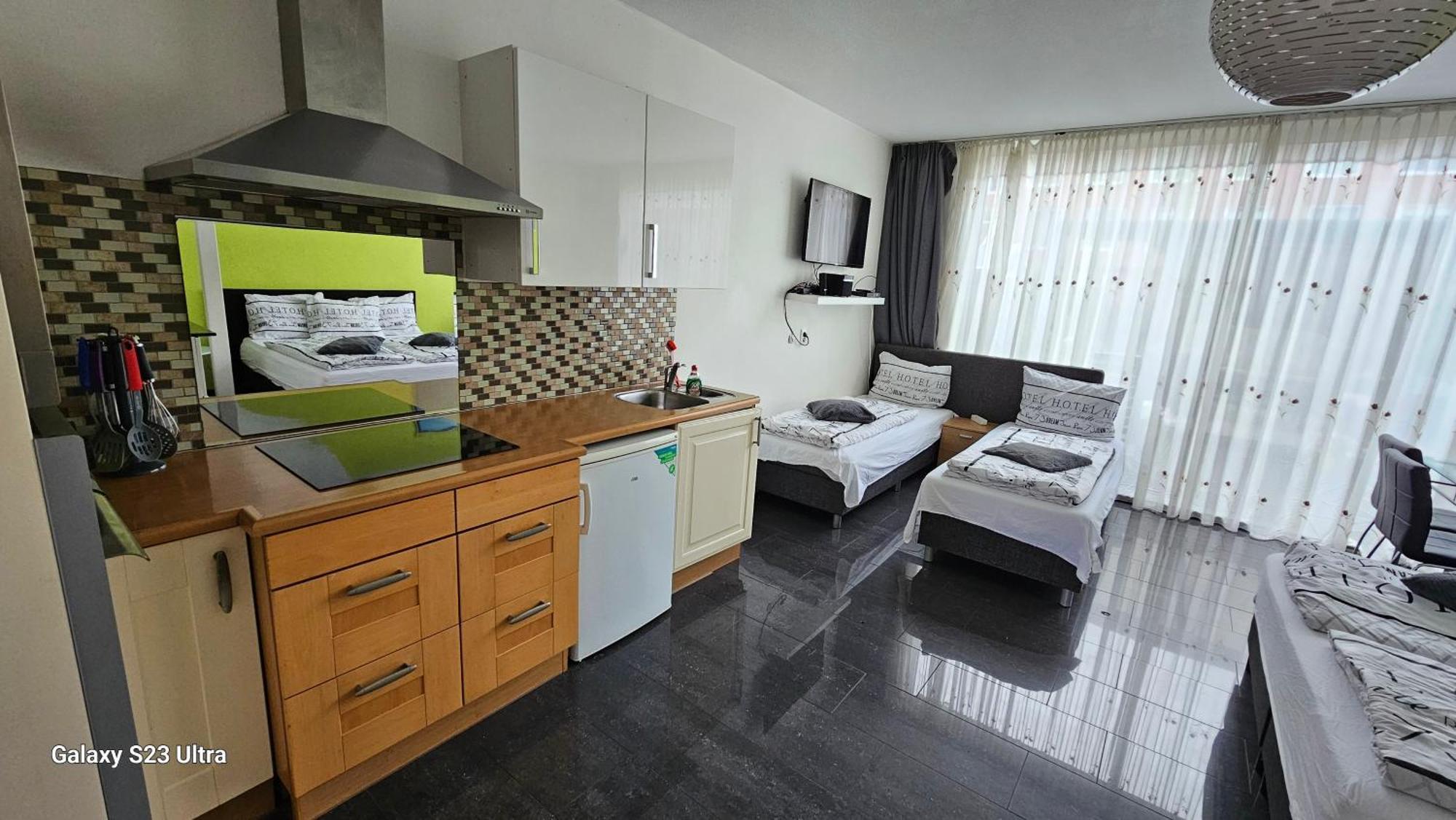 Sewdien'S Apartment Maashaven Rotterdam Eksteriør billede