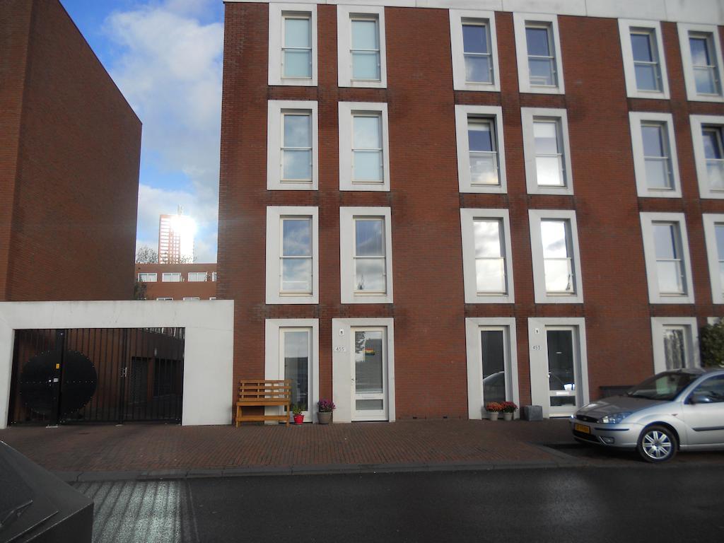 Sewdien'S Apartment Maashaven Rotterdam Værelse billede
